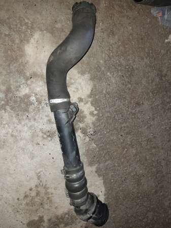 RENAULT R 25 ÇIKMA YEDEK TURBO BORUSU YENİ